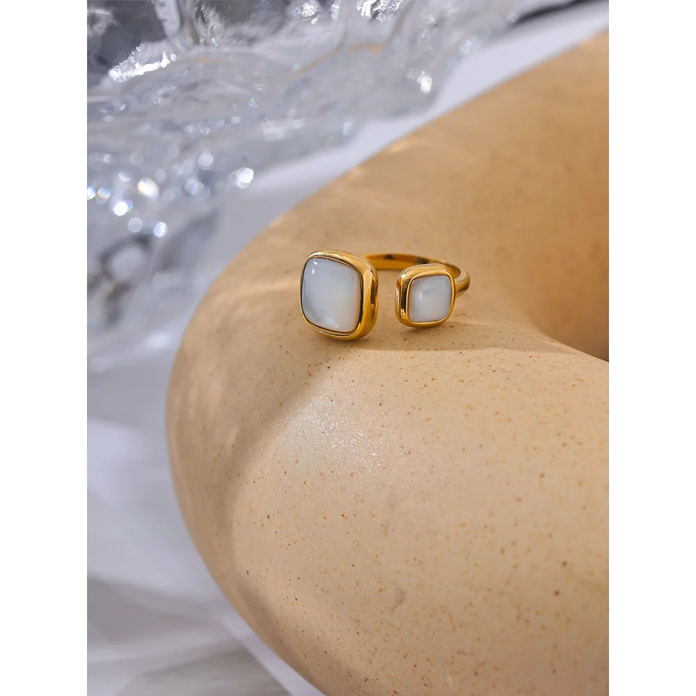 Stylish Natural Shell Square Gold Ring