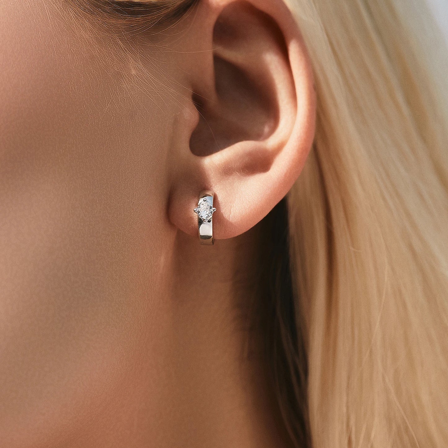 Round Moissanite Hoop Earrings