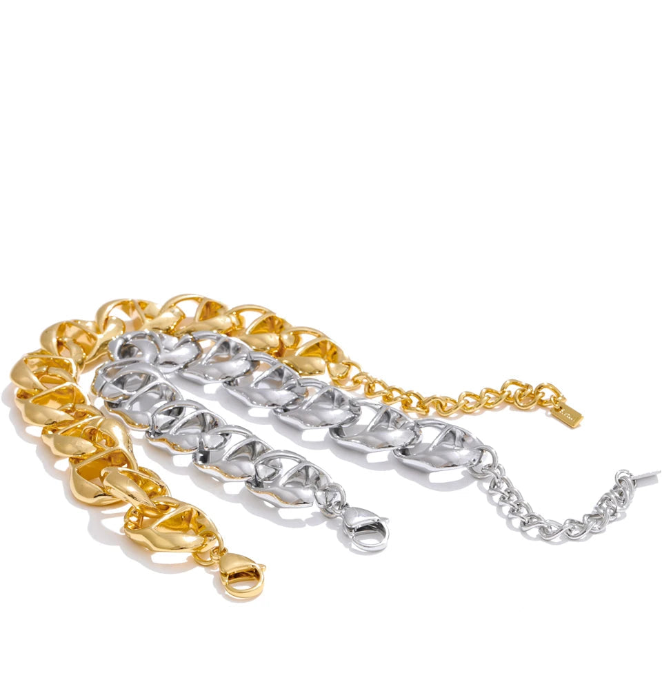 Editorial angle of bracelet in men with bold chain presence