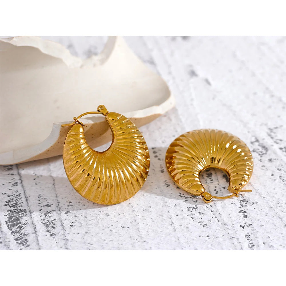 30mm Gold Hollow Chunky Hoop Earrings in Stainless Steel