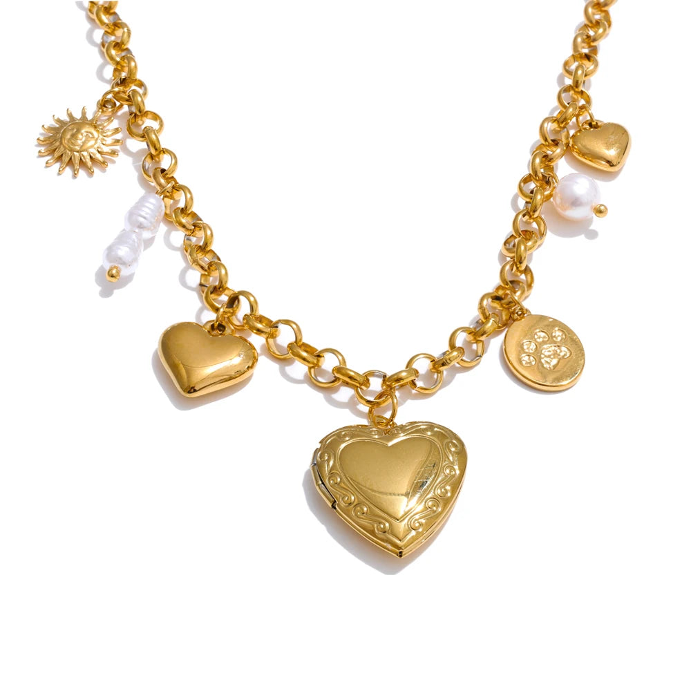 Product angle focusing on pendant with soft pearl with necklace radiance