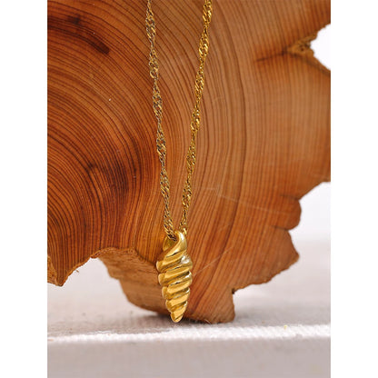 Gold Conch Pendant Necklace