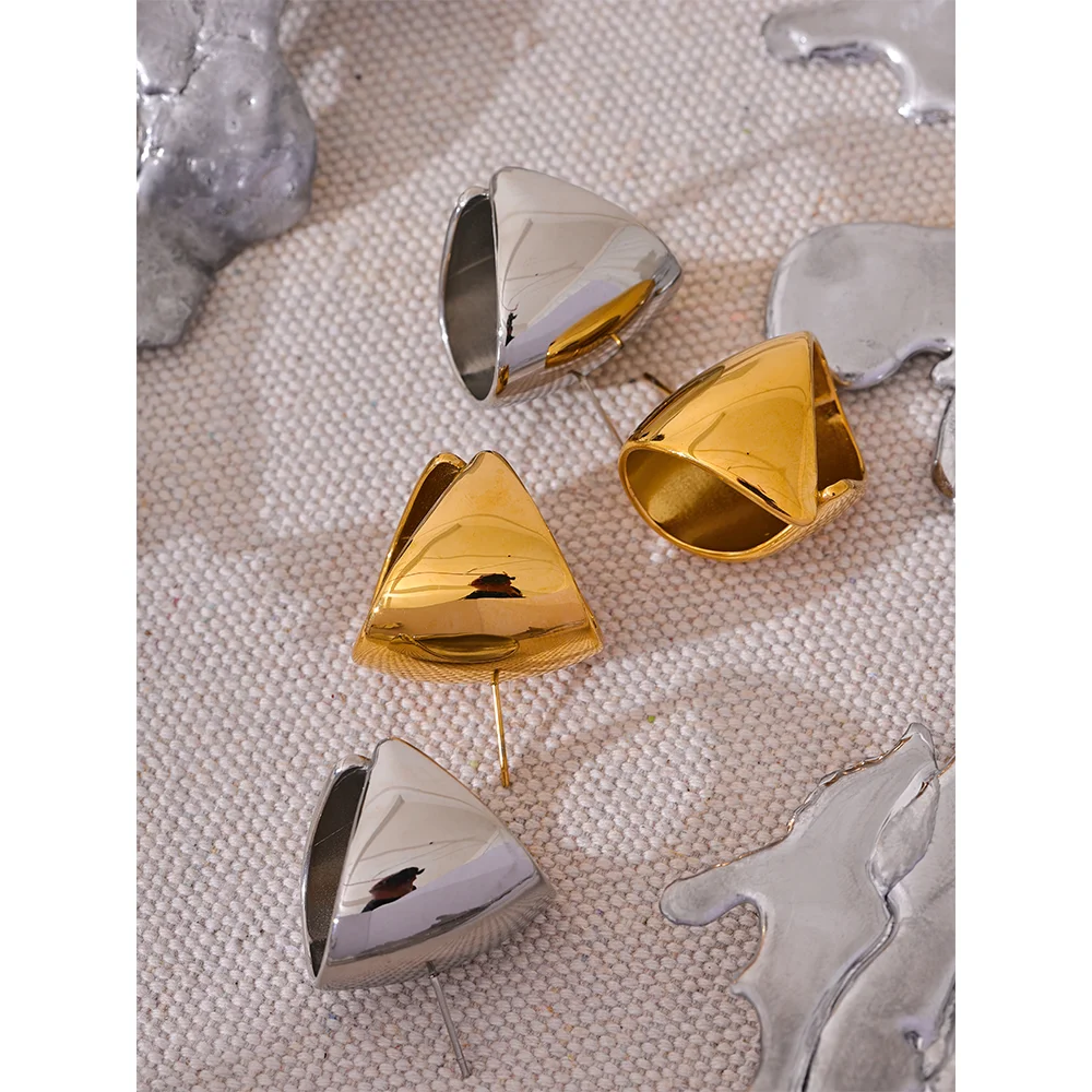 Exclusive Geometric Statement Stud Earrings