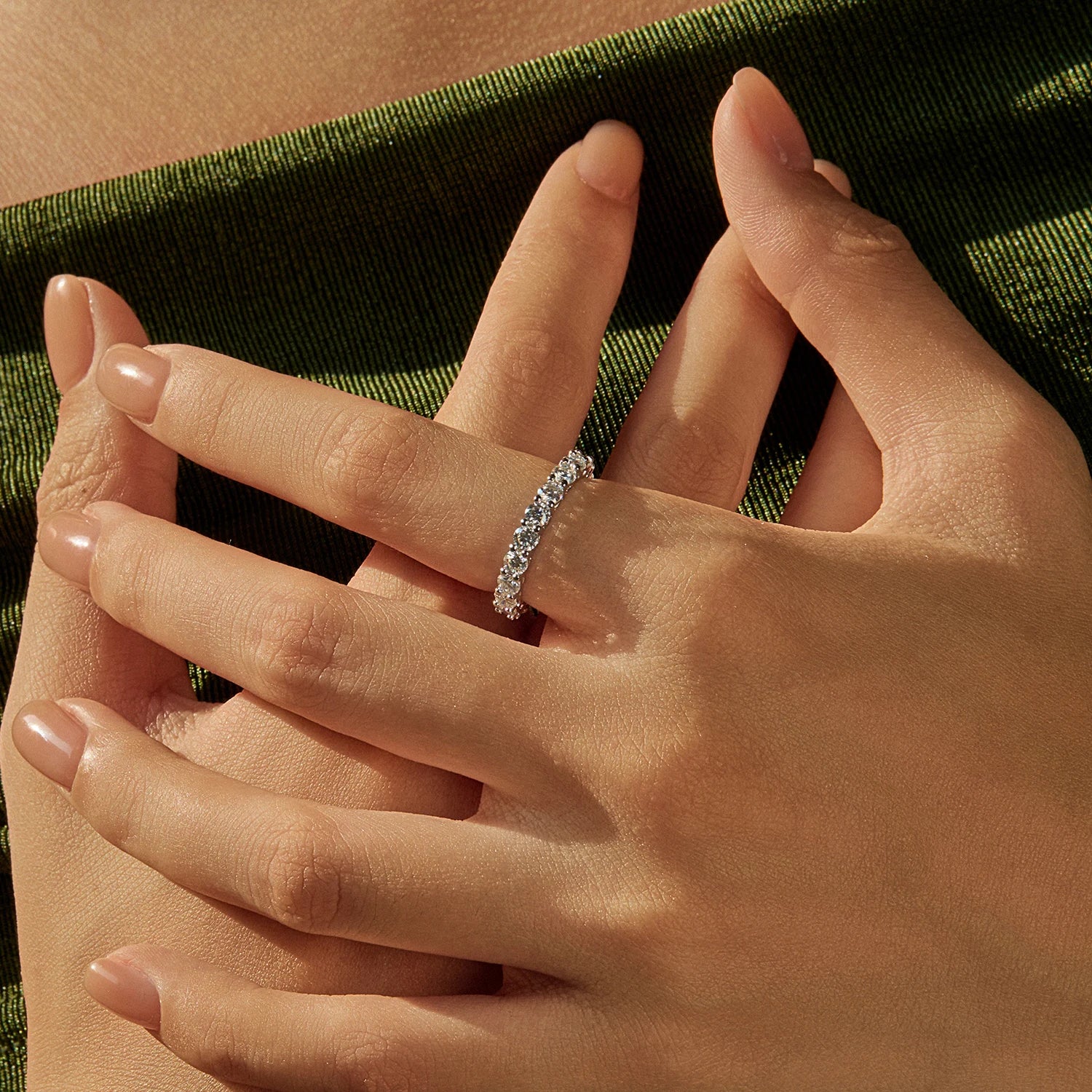 Elegant moissanite jewelry rings for women in sterling silver