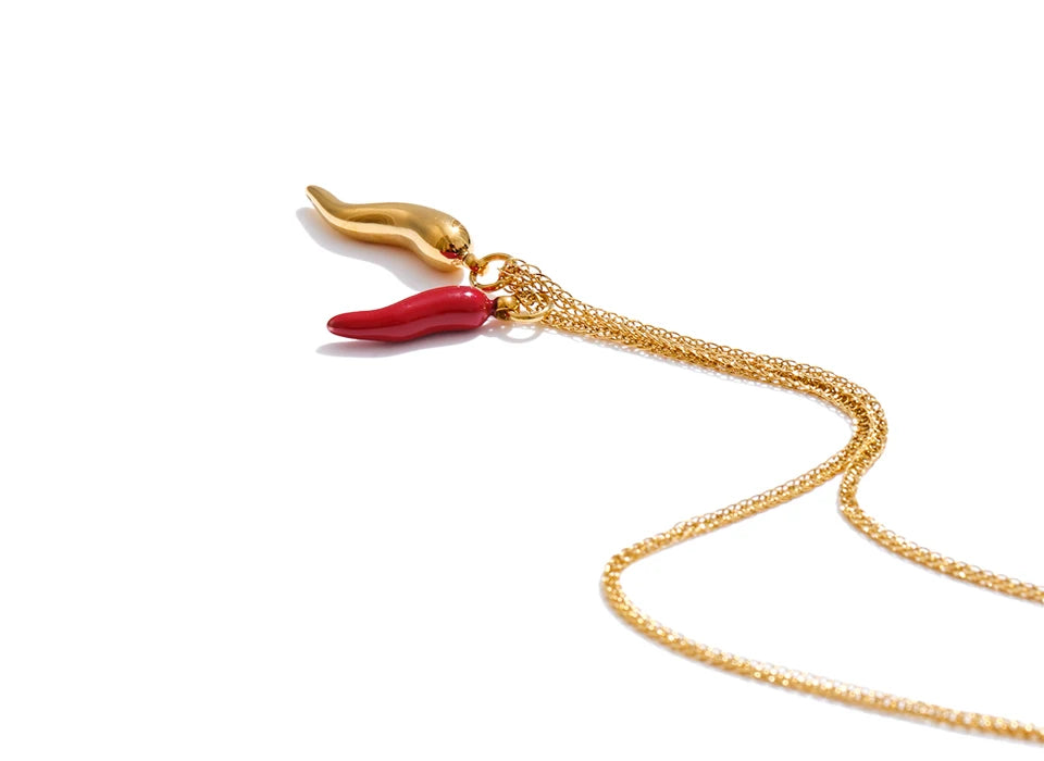 Modern chili pendant necklace necklace gold style