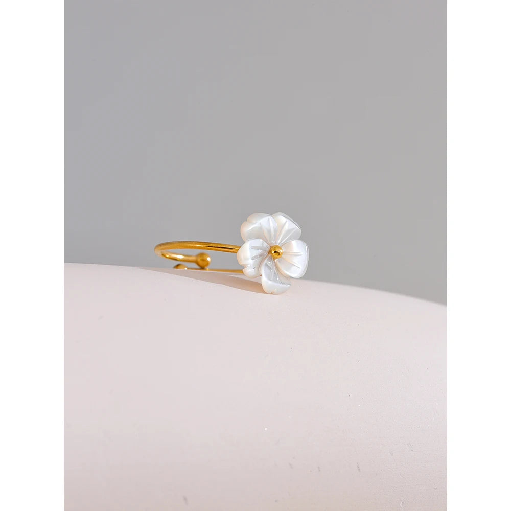 Adjustable Natural Shell Flower Open Ring