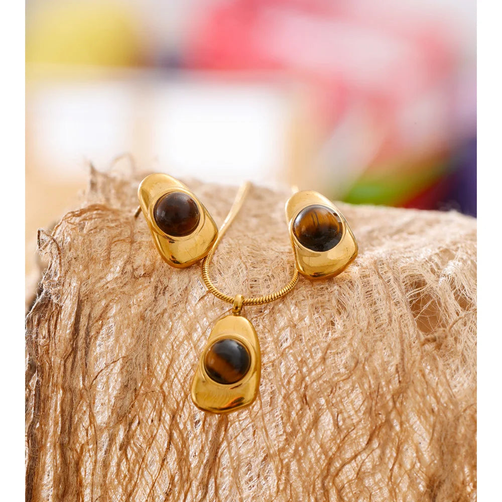 Elegant portrait showing pearl earrings with a necklace pearl necklace look