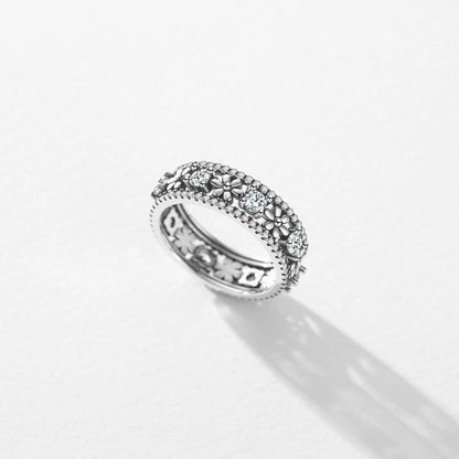 925 Sterling Silver with CZ Vintage Daisy Flower Ring