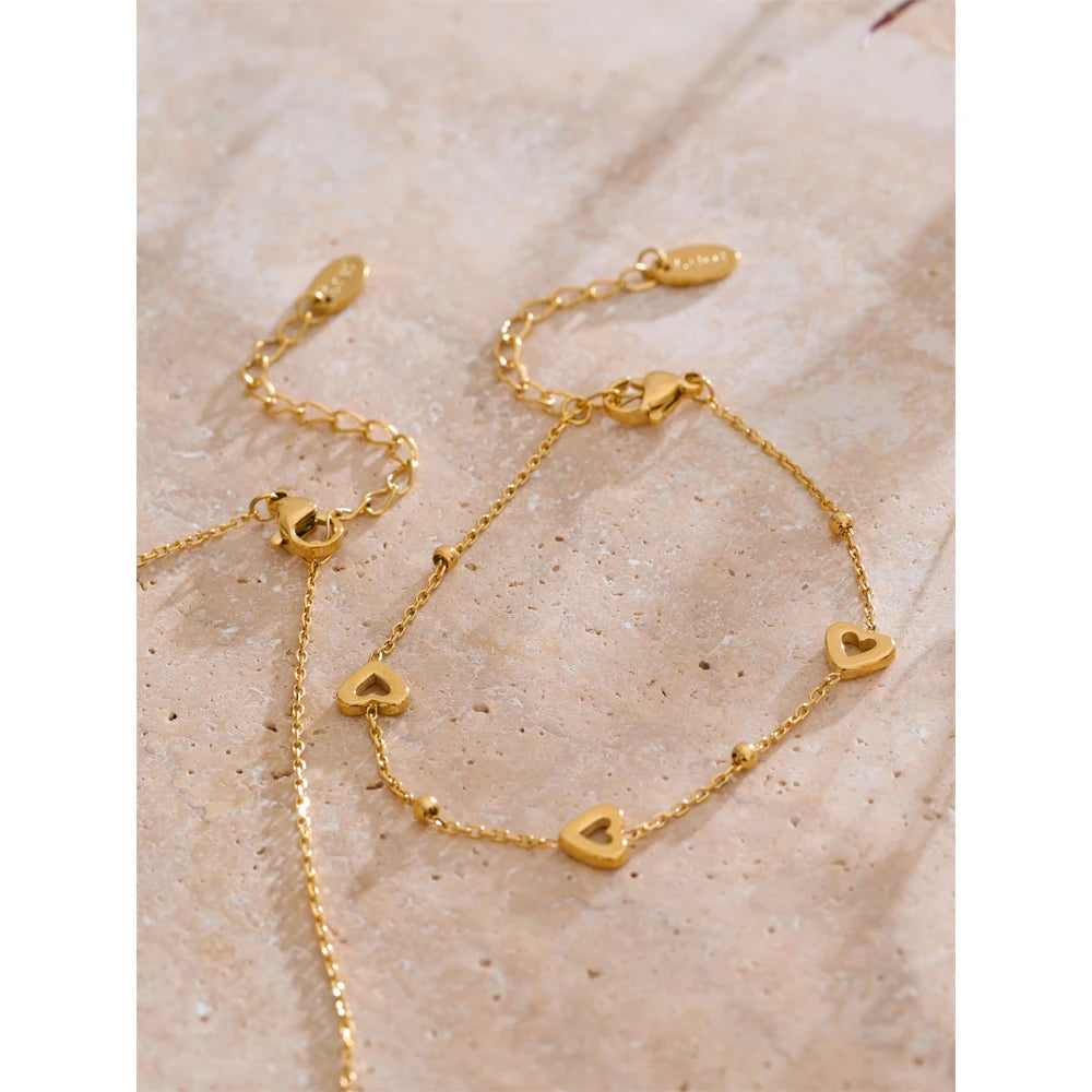 Bracelet charm in gold plated stainless steel jewelry