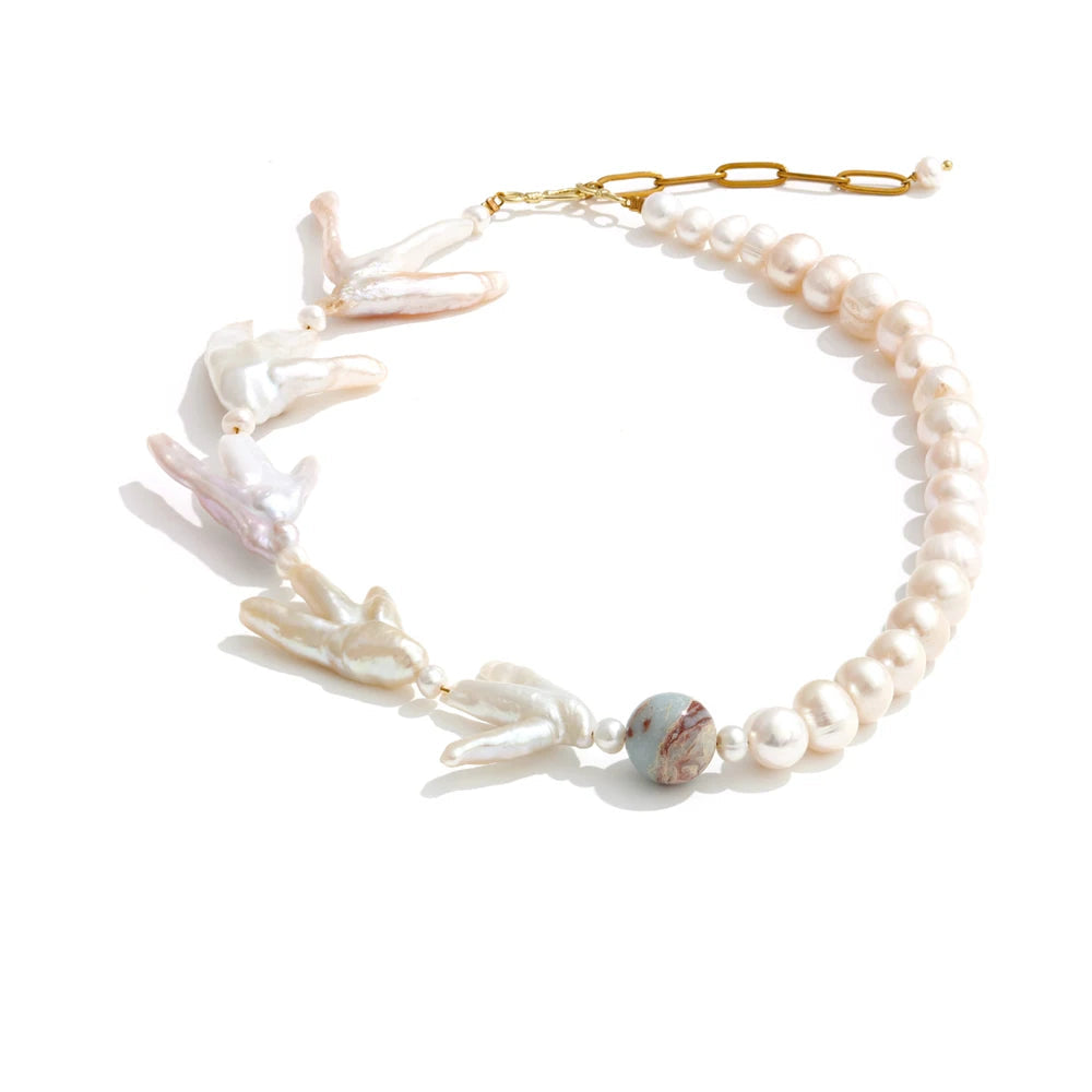 Freshwater pearl necklace with gold plated stainless steel chain